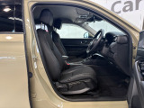 見通しの良い運転席回りとなっておりますので安心して運転をして頂けます!窓が大きいので明るく開放的な室内です