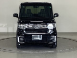 LEDヘッドライトを装備しています。LEDヘッドライトはとても明るく、雨の日や夜間走行も安全・安心です。