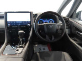 運転に集中しやすいコックピット。安全確認がしやすく、運転に集中できる構成に。最大限走りの良さを楽しむことができます。