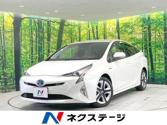 トヨタ プリウス 