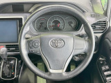 【ステアリングスイッチ】運転中、前方から目線をそらすことなく、オーディオ等の操作が可能な便利機能!安心&快適なドライブを演出してくれます♪