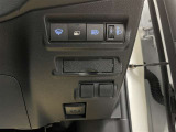 運転席周辺にある各種スイッチ画像です。