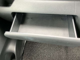 グローブボックスも収納しやすさ◎