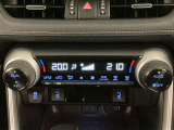 運転席の操作箇所です。ぜひ一度ご来店のうえご覧になってみてください♪