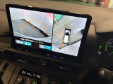 マルチビューカメラシステム搭載で駐車が苦手な方も全方向を確認しながらの駐車が可能です!カメラは選択可能でフロントだけサイドだけ等便利にご使用いただけます!