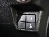 ◆VSA◆横滑り防止装置が装備されています。コーナーリング時の横すべりを抑える機能と、車両の急激な挙動変化を抑える機能で、安定した走行を実現しています。運転に安心とゆとりが出来ます。