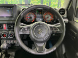 【純正革巻きステアリング】上質な革を使用することで、手にしっかり馴染みとても運転しやすいハンドルです♪