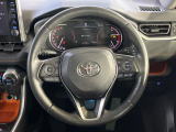 【ステアリングスイッチ】運転中、前方から目線をそらすことなく、オーディオ等の操作が可能な便利機能!安心&快適なドライブを演出してくれます♪
