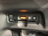 いまや快適なカーライフに欠かせないETCが付いています。
