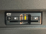 【ETC】高速道路の料金所をストレスなく通過!話題のスポットやサービスエリアに多い「スマートIC」利用時は必須のアイテムです。当店でセットアップを実施、ご納車当日からすぐにご利用いただけます!