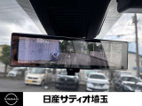 カメラに切り替えができる、バックミラー、後席に人が乗っていても後方の視界を確保しています。