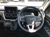 運転中も見やすいメーター。