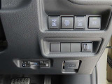 両側電動のスライドドアで楽々スムース!運転席からも開閉の操作もできます♪キーのスイッチひとつで自動開閉できる便利な機能もついてます♪