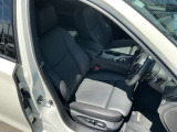 写真ではどうしても写りこまない部分もございますので、もしよければ展示場で実車もご覧になってみて下さい!雰囲気や色あい等ご確認して頂ければと思います!