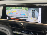 【パノラミックビューモニター】専用のカメラにより、上から見下ろしたような視点で360度クルマの周囲を確認することができます☆死角部分も確認しやすく、狭い場所での切り返しや駐車もスムーズに行えます。
