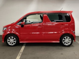 後席プライバシーガラス仕様! 車内が見えにくい設計です。