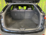 【パワーバックドア】スマートキーや運転席のボタンを押すだけでリアゲートが自動で開閉します!荷物を持っている時や、高い位置にあるバックドアを閉める際に便利な機能です♪
