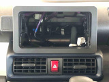 当車両はオーディオレスです。多彩なナビゲーション・オーディオをご用意しております。詳しくは当店スタッフにお問い合わせください。