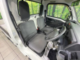 ドライバーによって運転しやすいポジションは異なり、あの車はどうなのか不安なこともありますよね。気になるお車は店頭で乗り込んでご確認いただけます♪