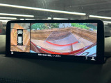 【360&deg;ビューモニター】専用のカメラにより、上から見下ろしたような視点で360度クルマの周囲を確認することができます☆死角部分も確認しやすく、狭い場所での切り返しや駐車もスムーズに行えます。