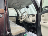 オイル・タイヤ交換などの日常整備などはもちろん、車検対応、事故や故障の修理対応など、様々な場面にてお客様をサポート致します。