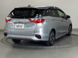 ご覧のように綺麗にクリーニングされており、とてもキレイなボディですよ。外装はもちろん内装も綺麗です。