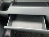 グローブボックスも収納しやすさ◎