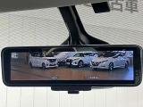 【インテリジェント ルームミラー】車両後方のカメラ映像をミラー面に映し出すので、車内の状況や、天候などに影響されずいつでもクリアな後方視界が得られます!