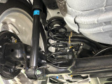お車を安心してお乗りいただく為には、足回りの定期点検が欠かせません。サービスサポート(有償保証)では無料点検もご提供しており、安心のカーライフをお過ごしいただけるサポート体制が整っています。