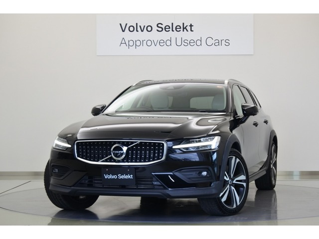 ボルボ V60クロスカントリー 