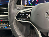 Travel Assist。設定した速度を上限に自動で加減速し、一定の車間距離,およ走行レーンを保つことでロングドライブの疲労を軽減します。