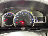 【スピードメーター】メーターがシンプルで見やすく運転しやすいですね!