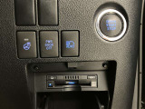 ETC車載器は2.0タイプです。