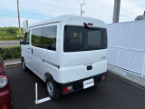 ☆お車についた傷やヘコミ、事故の修理もハヤシにお任せください。自社鈑金工場で修理ができますの安心です☆