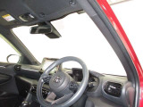 見通しのよいすっきりとした視界で、誰でも運転しやすいです。運転のしやすさは疲れにくさにも繋がりますよ♪