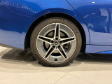 車両は屋内展示しておりますので天候に関係なくごゆっくりコンディションご確認頂けます。車両を倉庫へ保管している場合が御座いますのでご来店前に在庫確認頂けると幸いです。TEL072-784-8800