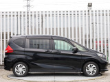 当店の中古車販売は、安心してご購入いただくために、ご契約、ご納車を含め当店にご来店いただけるお客様にお願いしております。