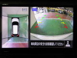 アラウンドビューモニターで車庫入れも空から見ている様に駐車できラクラクです。