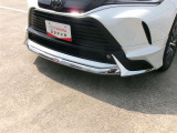 モデリスタ製のフロントスポイラーを装備しています。