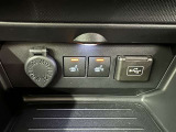 シガーソケット用の充電器が使用可能です!