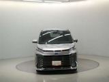 法定12ヶ月点検に準じた「納車前整備」を行います。