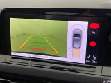 カラーバックモニター搭載しています。リアの映像がカラーで映し出されますので日々の駐車も安心安全です。