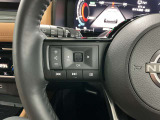 【ステアリングスイッチ】運転中に前方から目線をそらすことなくオーディオ等の操作が可能な便利機能!安心&快適なドライブを演出してくれます。