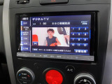 ■ 装備2 ■ フルセグTV DVD再生 AUX ハンズフリー通話 CD ラジオ