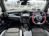 ◆北は北海道から南は沖縄まで、ご購入いただいたお車は全国にご納車が可能です!お電話、メール、動画などでリモートでお車のご案内も可能です!親切、丁寧に対応させて頂きますのでお気軽にご相談ください!
