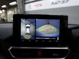 バックガイドモニターで、後方を確認しながら安心して駐車することができます。運転初心者も熟練者も必須の機能ですよ!