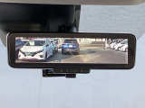 インテイリジェントスマートルームミラーを装備しておりますので、後席の荷物・後席者を気にすることなく、後続車等の確認をすることができます☆