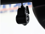 当店ではスポーツグレードや人気車種・上級グレードを主に仕入れ強化しております!中古車でお買い得感あるお車展示中となっておりますのでお客様のご来店、お見積もり依頼お待ちしております。