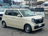 意外と見た目より車内は広いお車です。是非実車をご覧にお越し下さい。