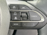 【トヨタセーフティセンス】走行中に前方の車両等を認識し、衝突しそうな時は警報とブレーキで衝突回避と被害軽減をアシスト。より安全にドライブをお楽しみいただけます。